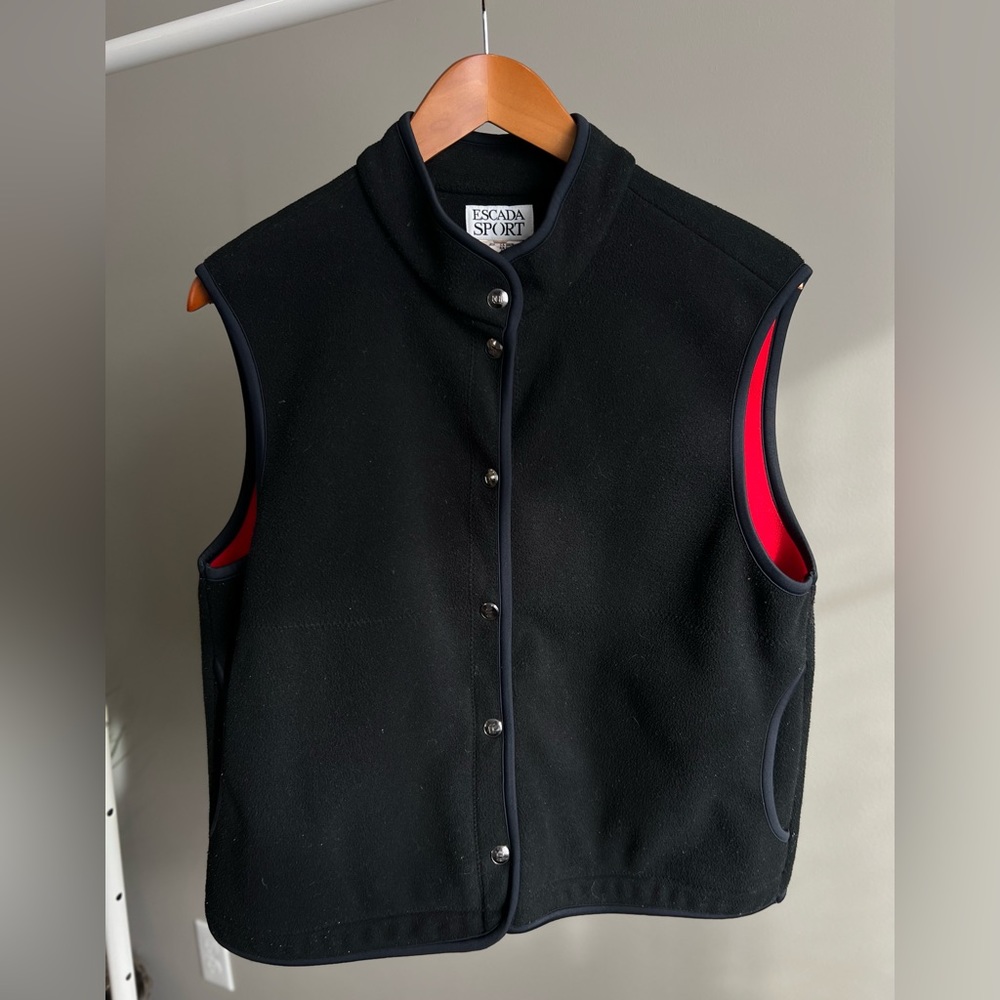 Escada Sport Fleece vest size L or EU42